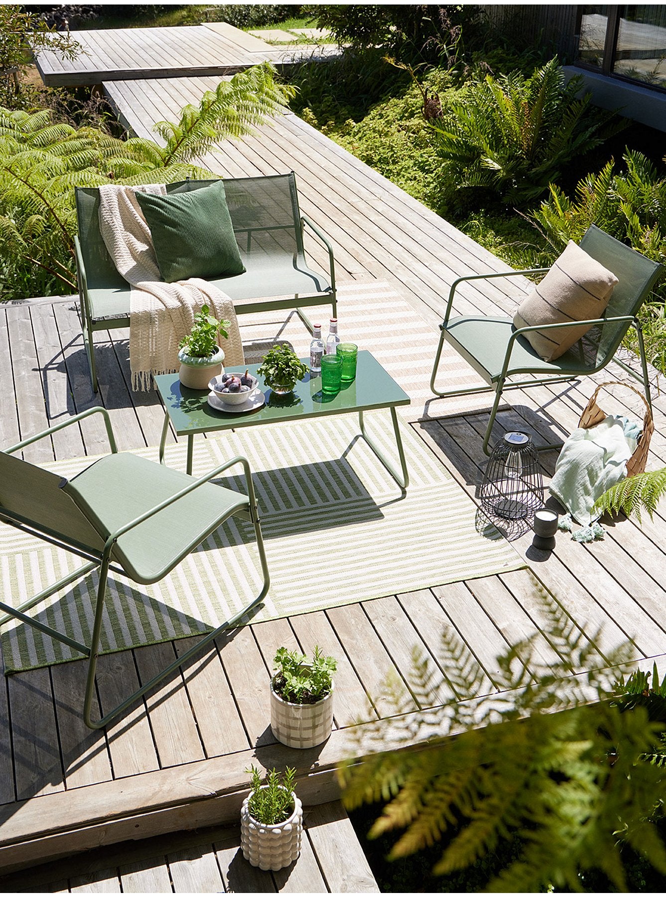 Green Modern Metal Sofa Set