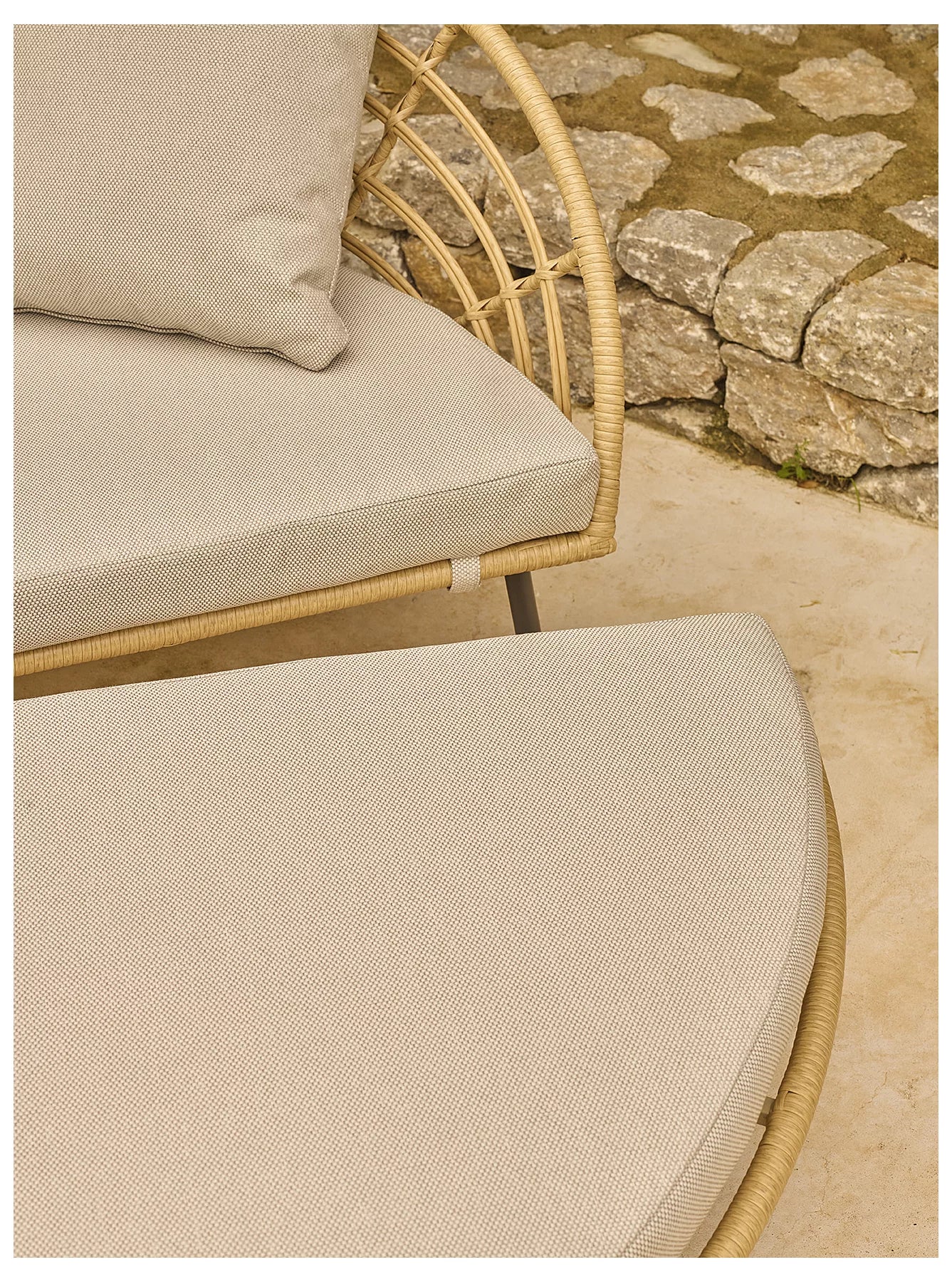 Beige Mykonos Daybed